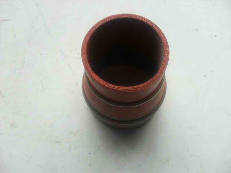Molded straight hose, Φ76-Φ100, L=140, silicon
