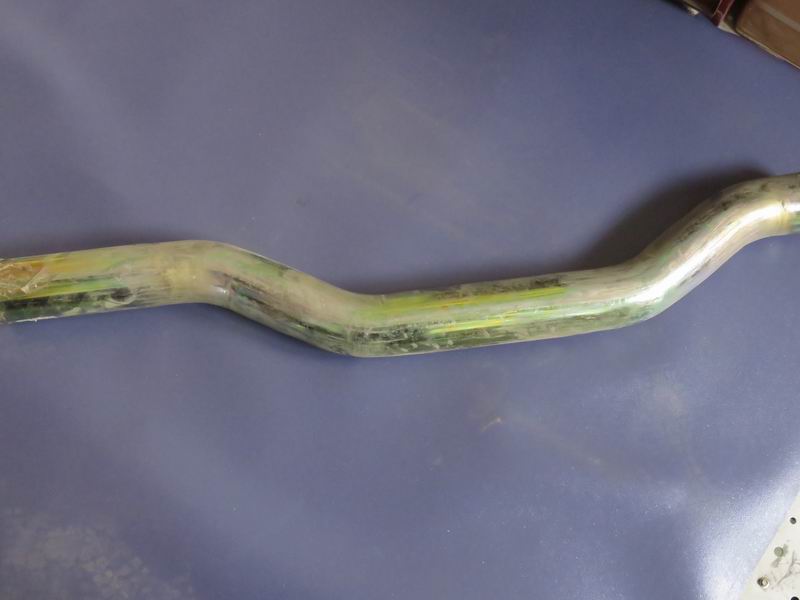 Intercooler air intake pipe