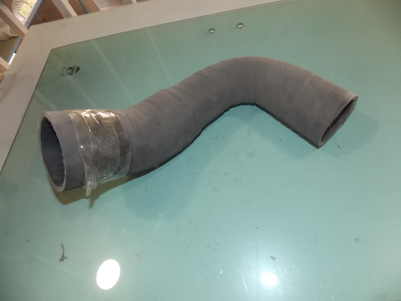 Supercharger air outlet hose