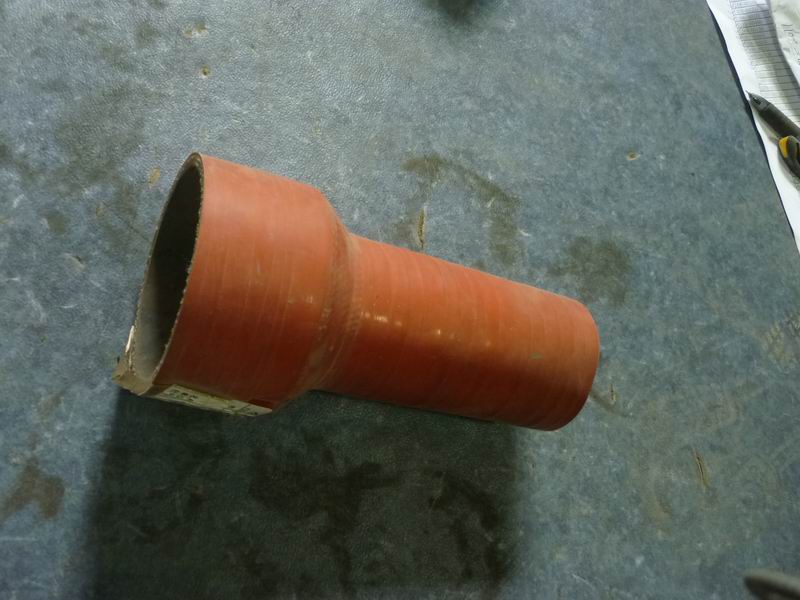 Intercooler air outlet hose-1