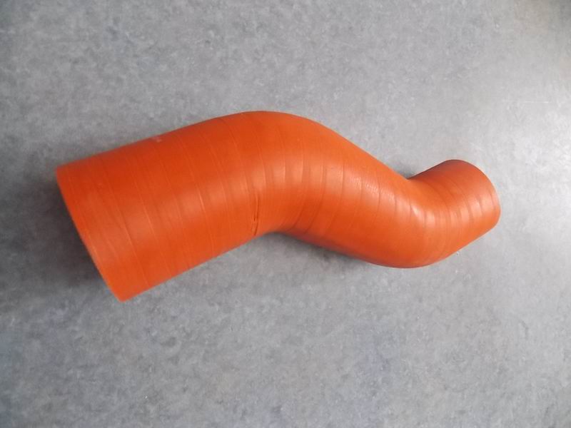 Special-shaped hose, Φ70-Φ80 height difference of 105, silicon