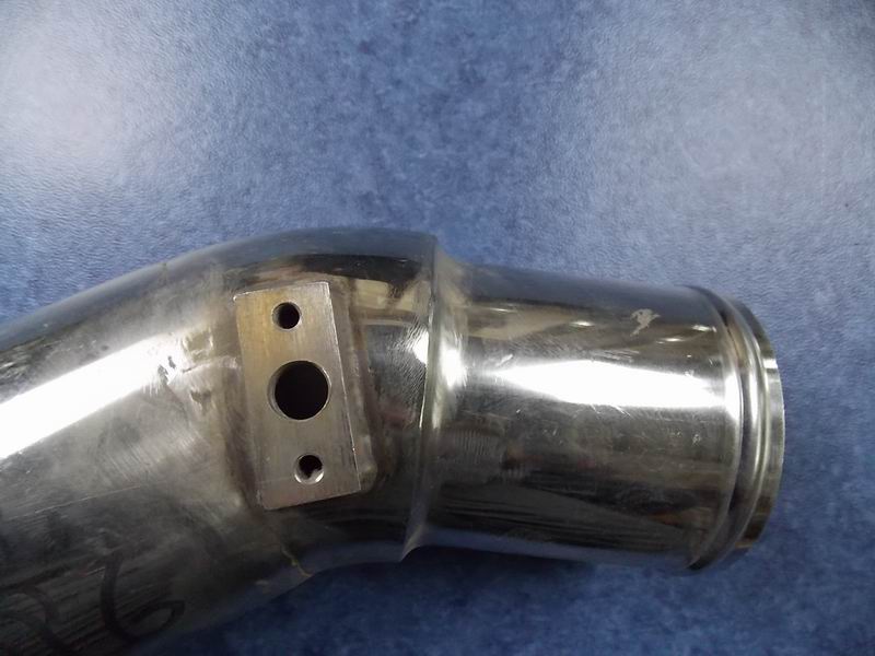 Intercooler air outlet pipe-1