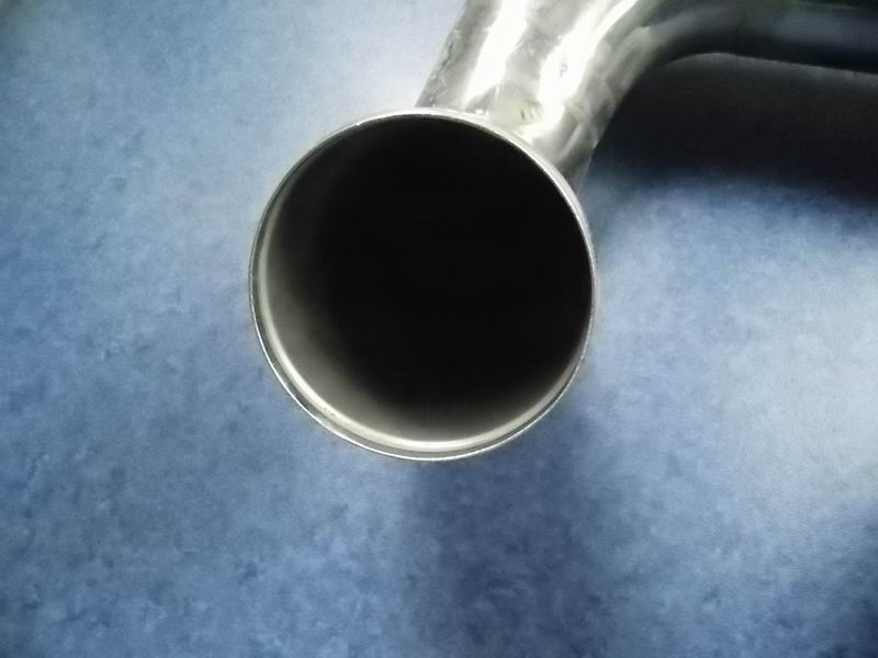 Intercooler air outlet pipe-2