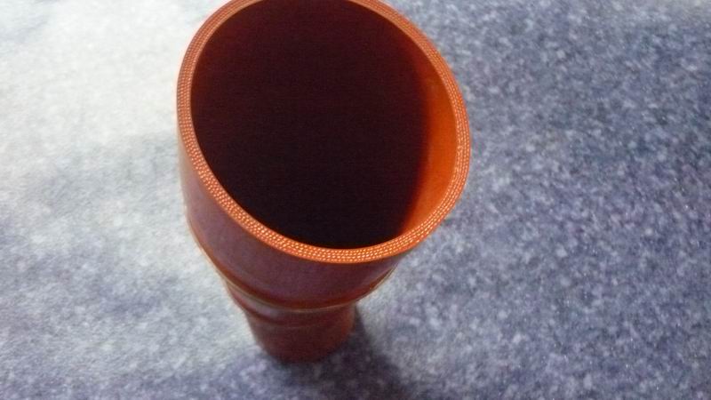 Special-shaped hose (164°, Φ65-Φ101, silicon) 130/140-1