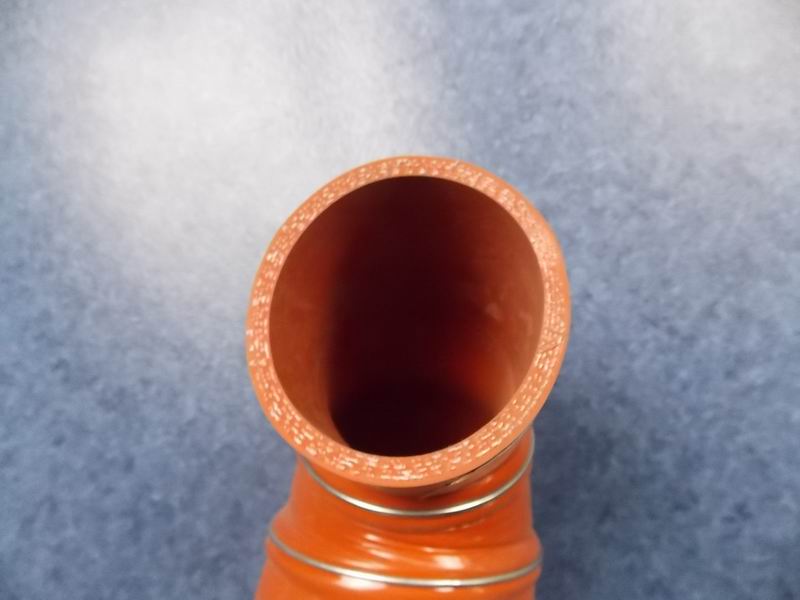 D Прямоугольный шланг (Φ 63 . 5- Ф 89 , 115 / 190 , кремний)-1