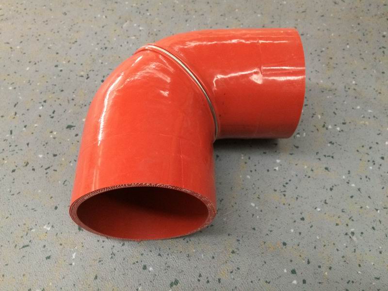 Right angle hose, Φ101-Φ110, 140/140, silicon