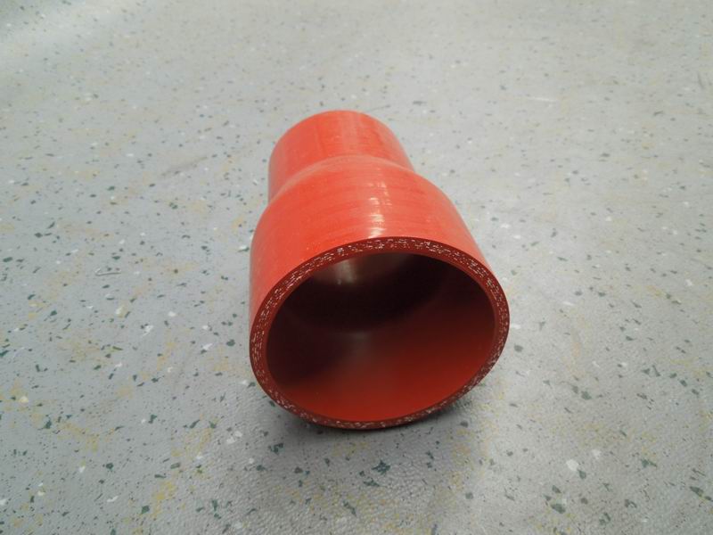 Molded straight hose, Φ60-Φ76, L=120, silicon