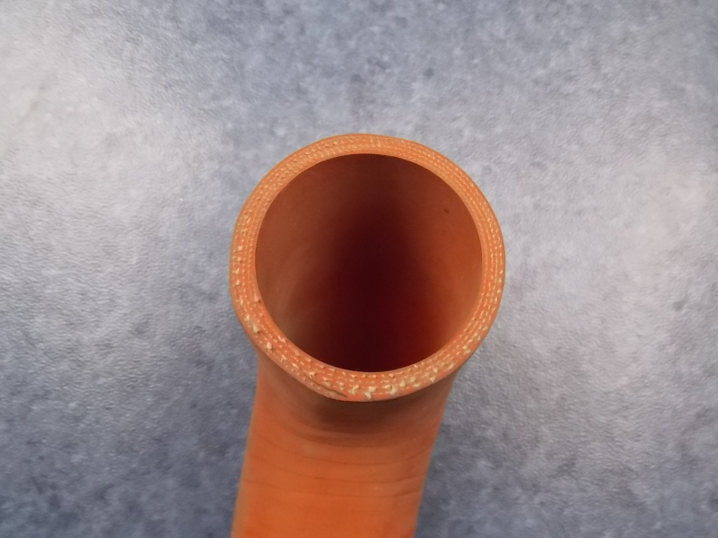 Соединительный шланг интеркулера-1