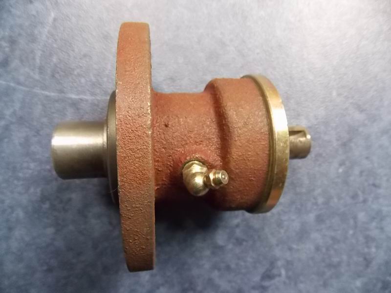 Fuel injection pump connection shaft assembly