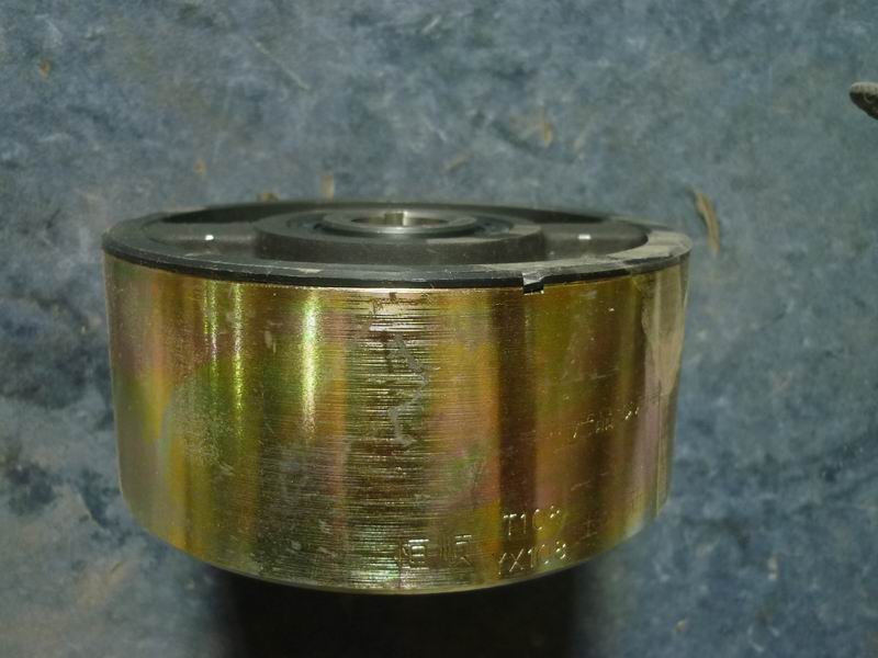 Fuel injection pump advancer-1