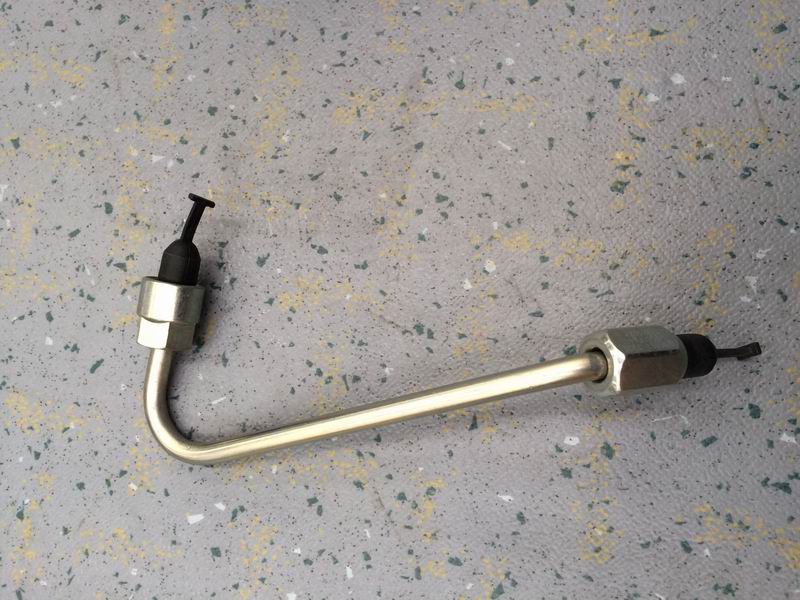 High pressure oil pipe; 6 cylinders