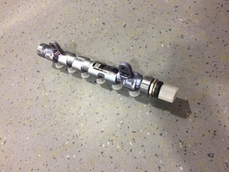 Fuel common rail pipe-2