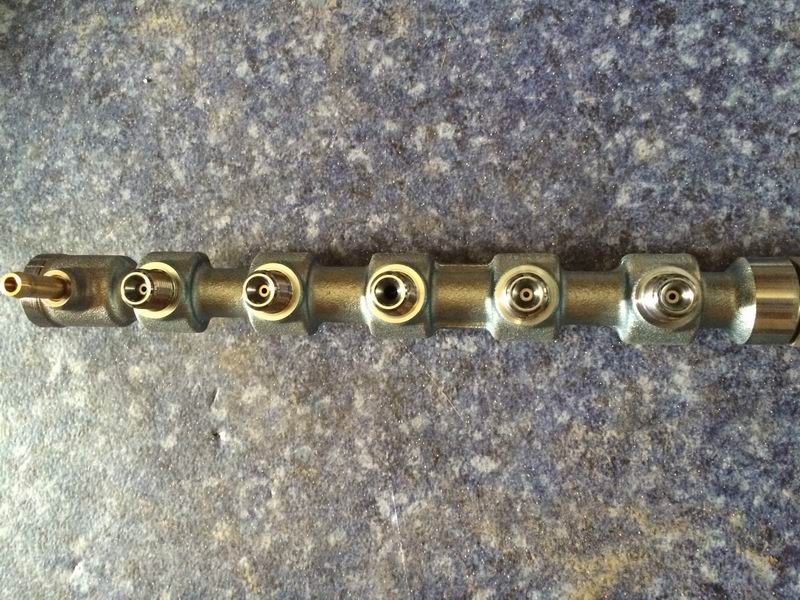 Fuel common rail pipe-1