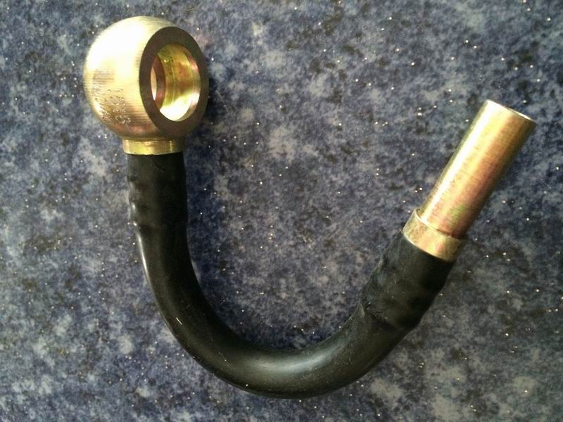 Топливопровод; шестеренный насос к фильтру тонкой очистки-1