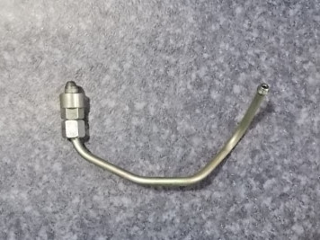 High pressure oil pipe; 6 cylinders