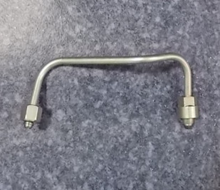 High pressure oil pipe; 6 cylinders