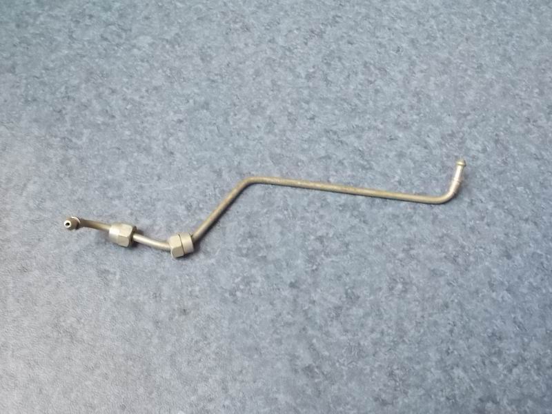 High pressure oil pipe