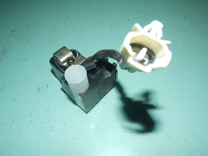 Подъемный цилиндр холостого хода-1