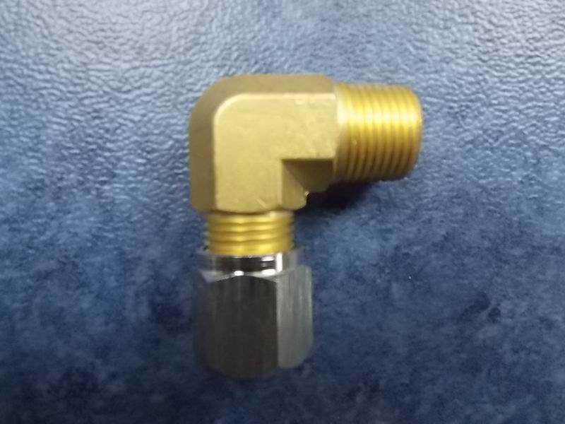 Right angle single elbow NPT3/8-Φ10