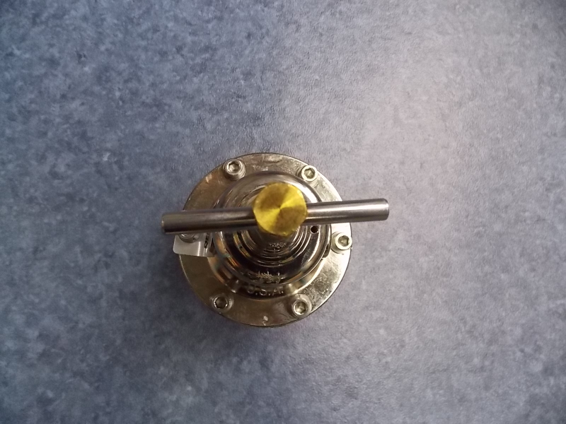 Pressure regulator valve; imported-2