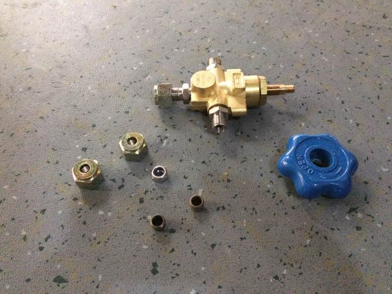 Gloss valve-2