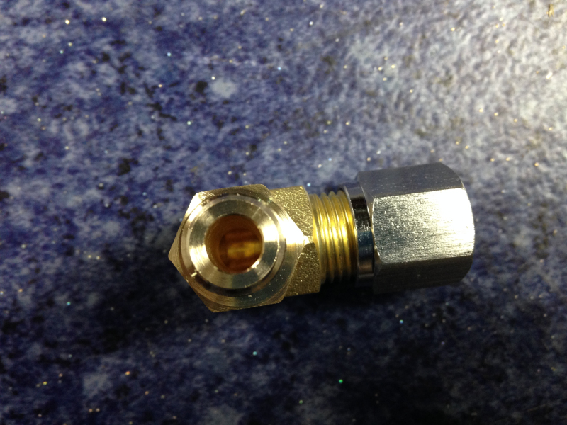 Right angle single ferrule NPT1/4-Φ10-1