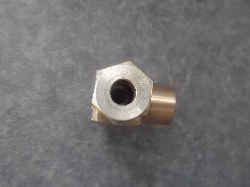 Тройник датчика объема воздуха Lan Biao (Φ 8-M12 *1. 5- Φ8)-2