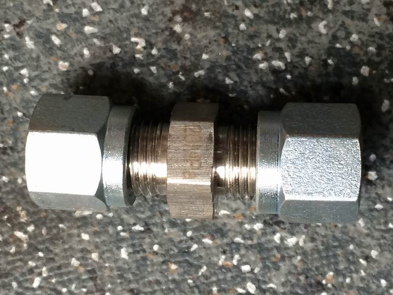 Lan Biao 1152120 Direct Connector, Φ8-Φ8