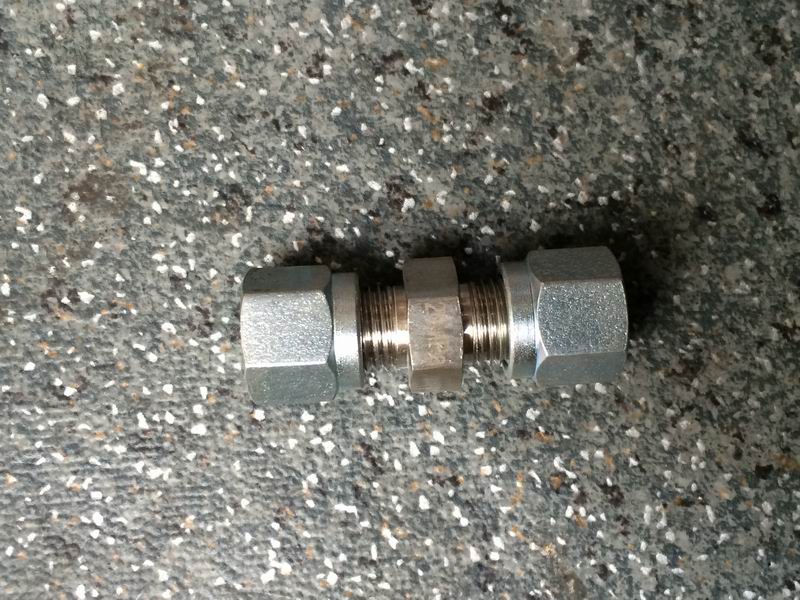 Lan Biao 1152120 Direct Connector, Φ8-Φ8-1