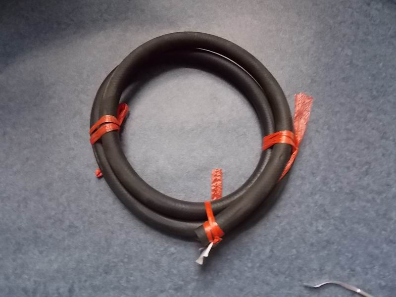 LNG rubber water pipe (Φ18ID black)