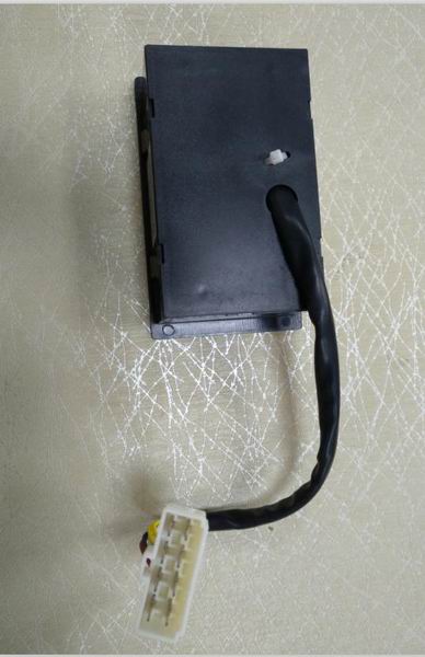 Vehicle gas leak alarm