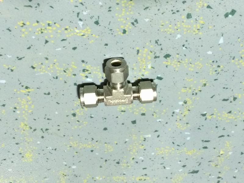 Тройник (Φ 8- Ф 8- Φ8, ECE R, Лантианда)-1