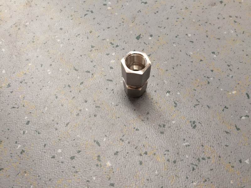 Adapter (φ12 copper pipe—3/4-16UNF)-2
