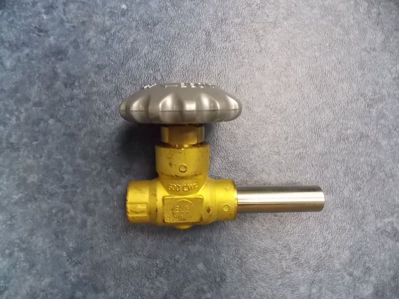 Exit shut-off valve (self-pressurized air discharge or vent circuit vent)