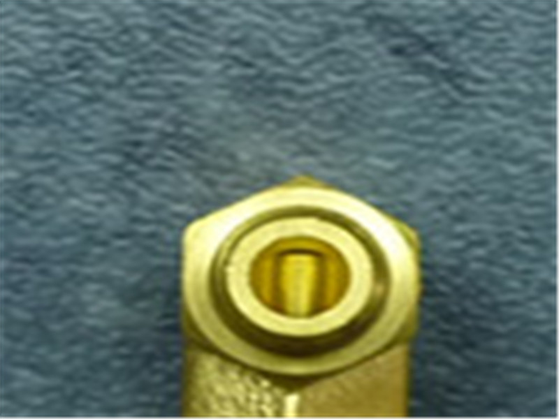 Right-angle elbow; NPT1/4 (external wire)-NPT1/4 (inner wire)-1