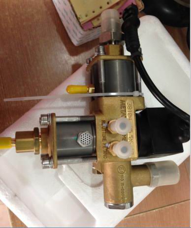 High pressure pressure reducer