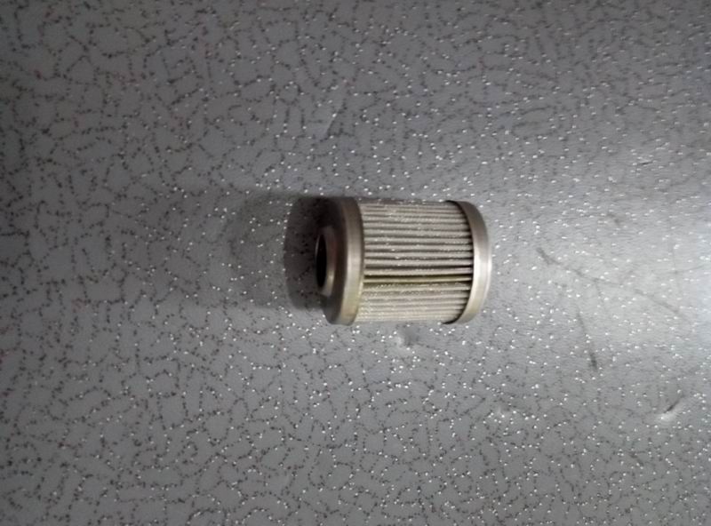 High pressure filter element