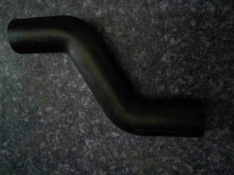 Voltage regulator coupling hose (between the voltage regulator and the mixer)