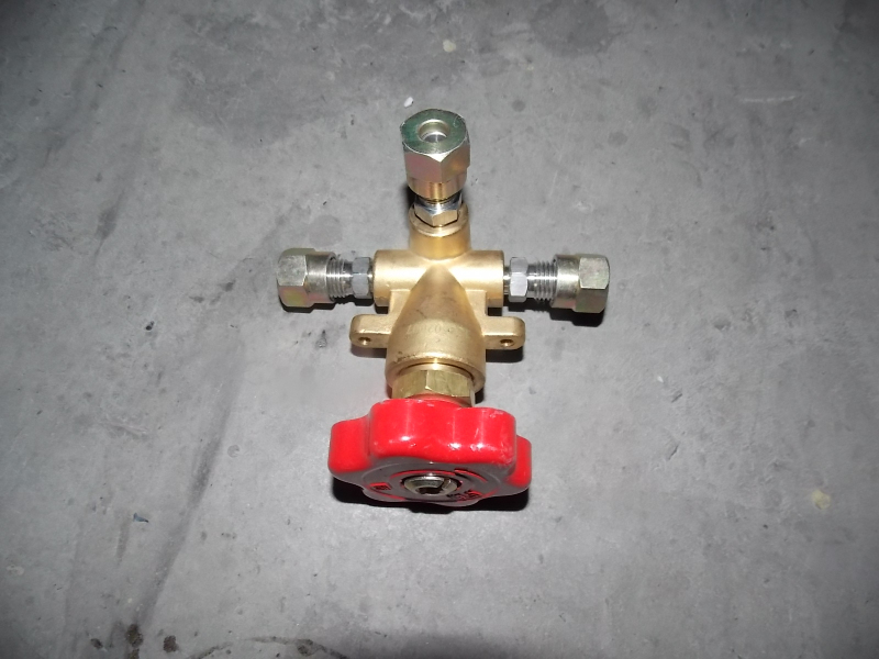 Запорный клапан высокого давления (трехходовой)-1