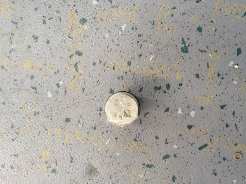 Редукционный клапан давления масла в трубопроводе Common Rail; можно заменить на 1128-00356-1