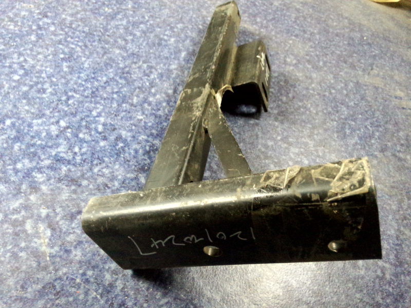 D Silencer bracket (process 20)-2