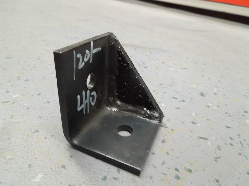 Кронштейн выхлопной трубы Г-образный, 5. 0mm , с усиленными ребрами-1