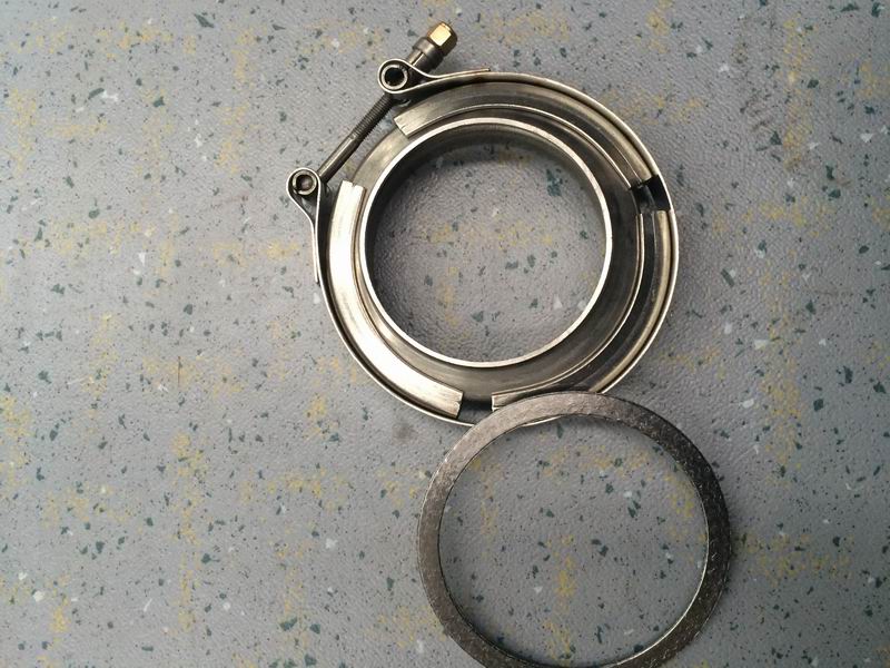 Exhaust pipe clamp assembly (Cummins ISBE series)-1