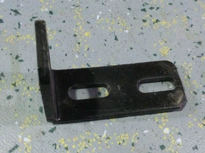 Кронштейн выхлопной трубы Г-образный, 6mm , без армирования