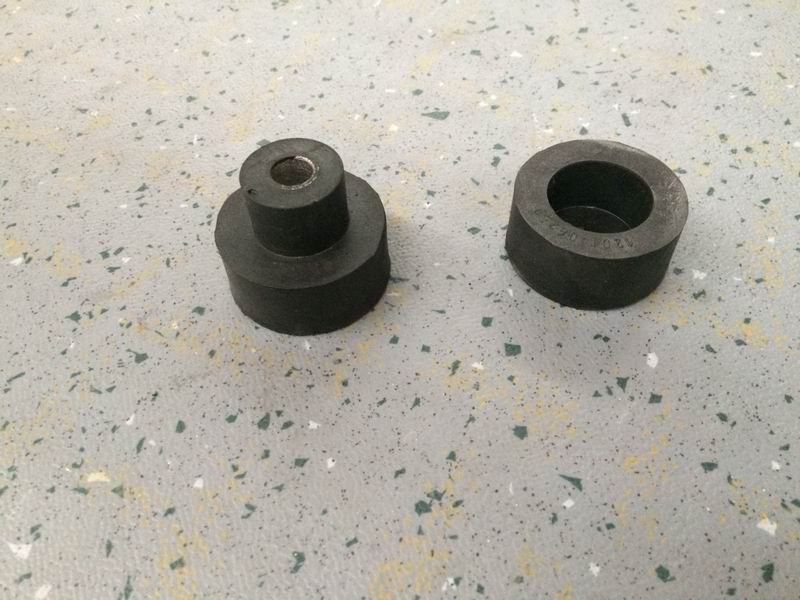 Rubber vibration damping pad, 45, φ11, A50-1