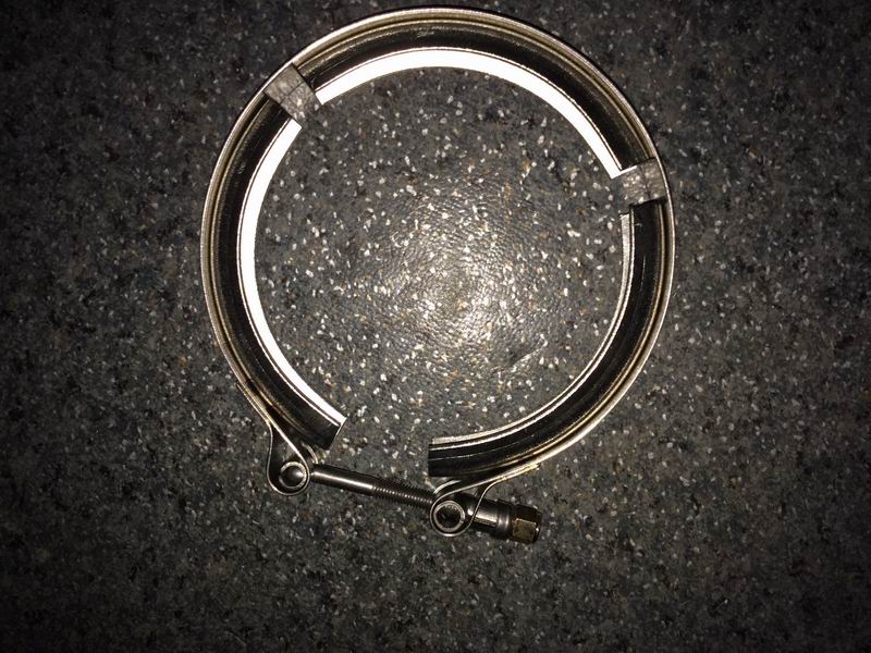 Exhaust port clamp-1