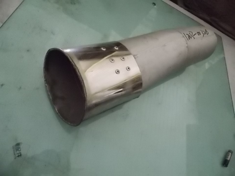 D Exhaust exhaust pipe