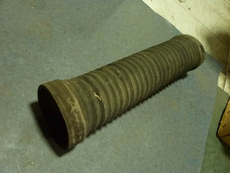 Гофрированная труба воздухозаборника-1