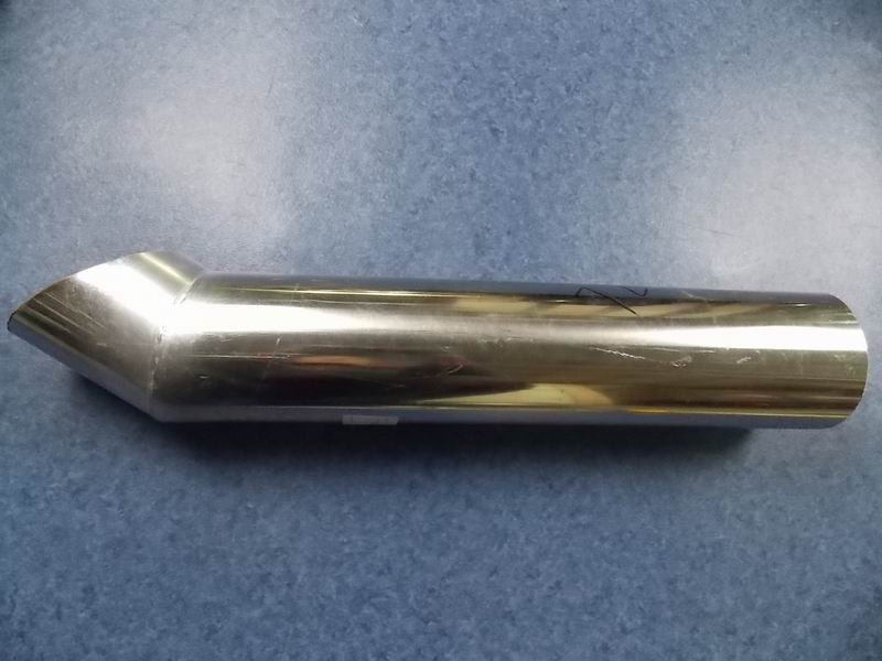 D Выхлопная труба