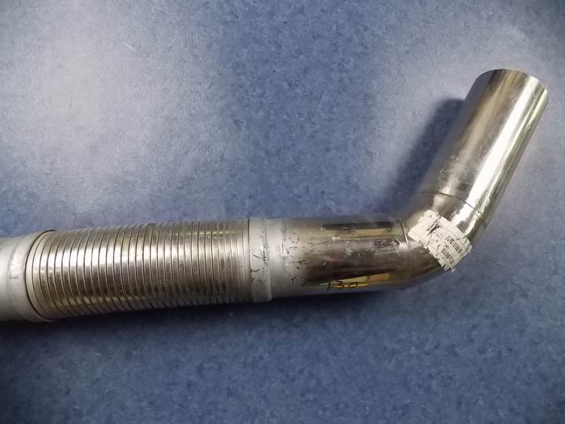 D Впускная трубка глушителя-1